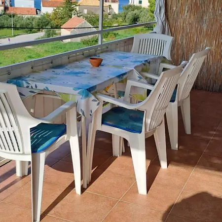 Apartman 2+2 *